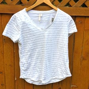 Banana republic tshirt